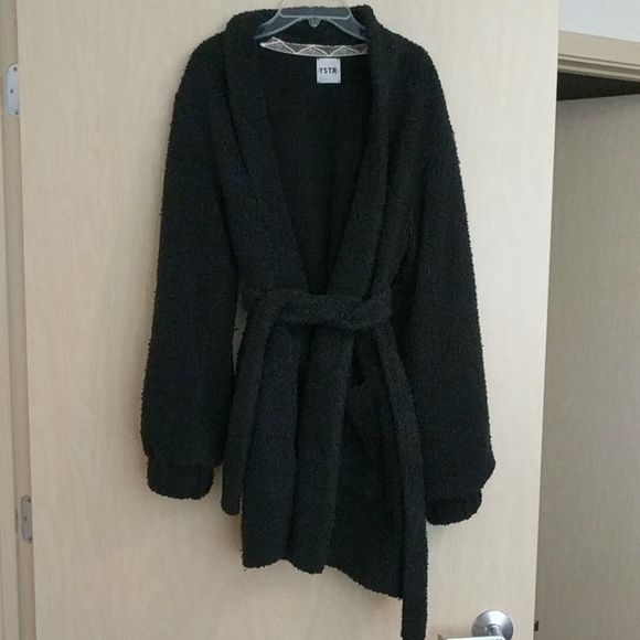 YSTR Jackets & Blazers - YSTR Black Fuzzy Robe/Coat